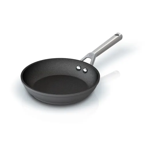 Ninja NeverStick? Professional 8-inch Fry Pan